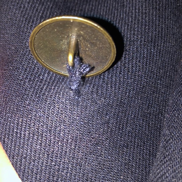 SOLD- Stunning blazer - Picture 6 of 9